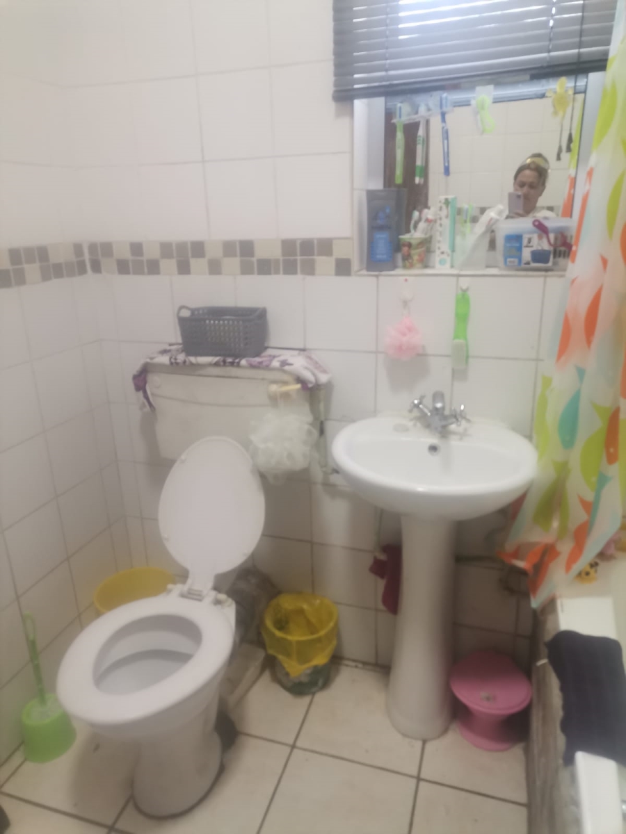 2 Bedroom Property for Sale in Sidwell Eastern Cape